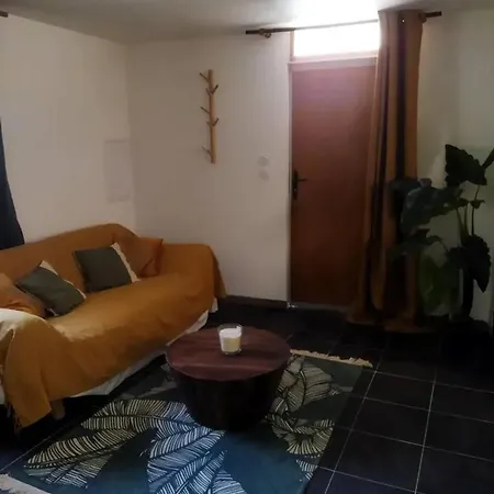 Romantique A Avec Jacuzzi - 35m² Apartment *