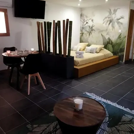Romantique A Avec Jacuzzi 35m²
