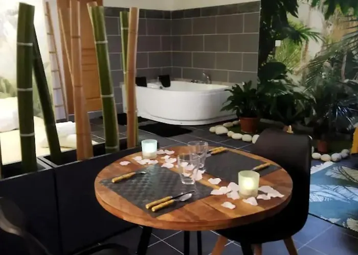 Romantique A Avec Jacuzzi - 35m² Daire Baixas