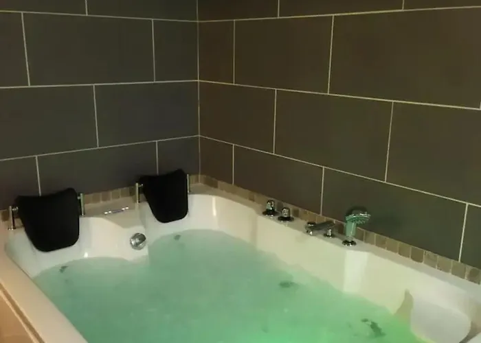 Daire Romantique A Avec Jacuzzi - 35m² *